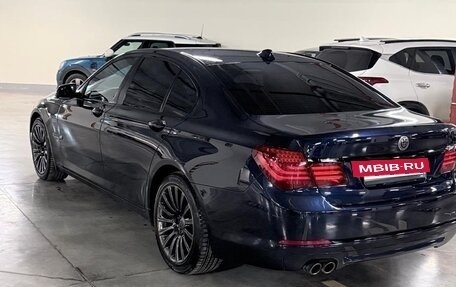 BMW 7 серия, 2015 год, 3 000 000 рублей, 6 фотография