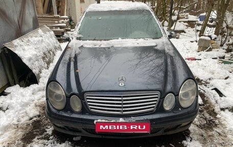 Mercedes-Benz E-Класс, 2003 год, 300 000 рублей, 1 фотография