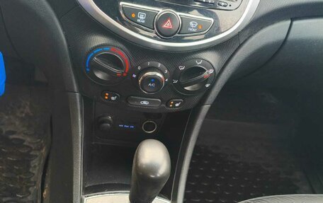 Hyundai Solaris II рестайлинг, 2012 год, 765 000 рублей, 3 фотография