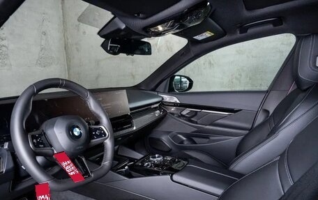 BMW 5 серия, 2025 год, 11 920 008 рублей, 7 фотография