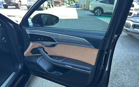 Audi A8, 2023 год, 12 298 002 рублей, 11 фотография