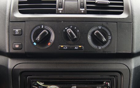 Skoda Fabia II, 2011 год, 639 000 рублей, 27 фотография