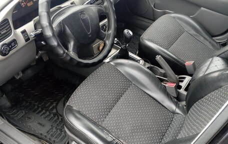 KIA Shuma II, 2004 год, 400 000 рублей, 12 фотография