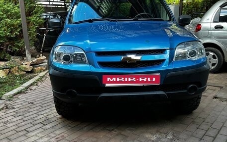 Chevrolet Niva I рестайлинг, 2017 год, 850 000 рублей, 5 фотография