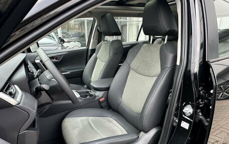 Toyota RAV4, 2025 год, 4 290 000 рублей, 17 фотография