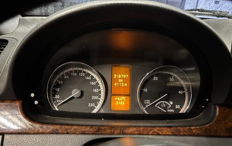 Mercedes-Benz Viano, 2008 год, 1 199 999 рублей, 17 фотография