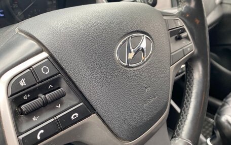 Hyundai Solaris II рестайлинг, 2018 год, 1 000 000 рублей, 11 фотография