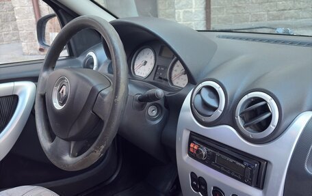 Renault Logan I, 2011 год, 570 000 рублей, 13 фотография