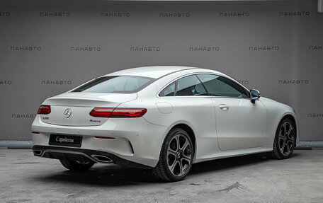 Mercedes-Benz E-Класс, 2018 год, 3 897 000 рублей, 3 фотография