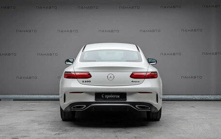 Mercedes-Benz E-Класс, 2018 год, 3 897 000 рублей, 4 фотография