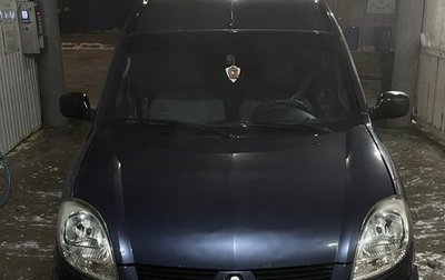 Renault Kangoo II рестайлинг, 2004 год, 400 000 рублей, 1 фотография