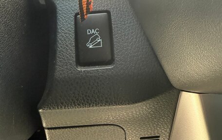 Toyota RAV4, 2016 год, 2 730 000 рублей, 13 фотография