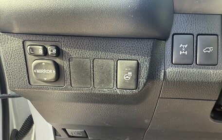 Toyota RAV4, 2016 год, 2 730 000 рублей, 12 фотография