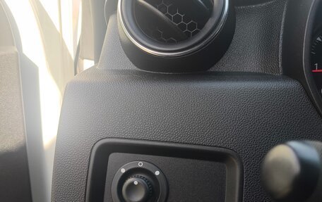 Dacia Duster II, 2019 год, 1 635 000 рублей, 24 фотография