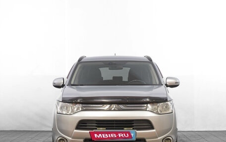 Mitsubishi Outlander III рестайлинг 3, 2012 год, 1 649 000 рублей, 2 фотография