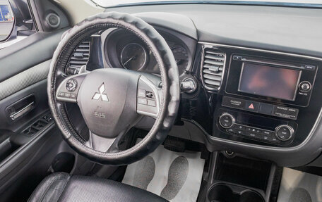 Mitsubishi Outlander III рестайлинг 3, 2012 год, 1 649 000 рублей, 19 фотография