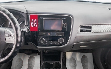 Mitsubishi Outlander III рестайлинг 3, 2012 год, 1 649 000 рублей, 20 фотография