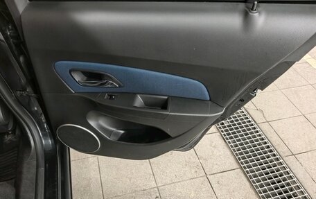 Chevrolet Cruze II, 2013 год, 750 000 рублей, 17 фотография