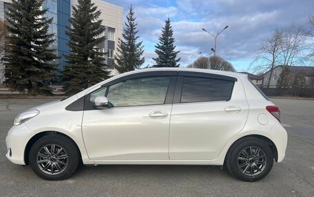 Toyota Vitz, 2011 год, 870 000 рублей, 2 фотография