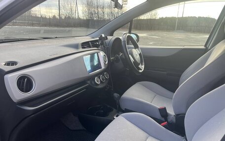 Toyota Vitz, 2011 год, 870 000 рублей, 15 фотография