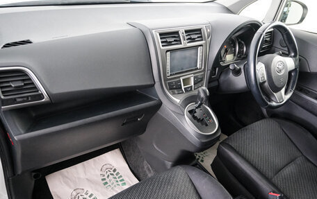 Toyota Ractis II, 2012 год, 1 069 000 рублей, 13 фотография