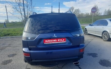 Mitsubishi Outlander III рестайлинг 3, 2008 год, 990 000 рублей, 1 фотография