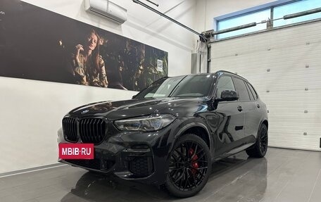 BMW X5, 2022 год, 10 495 000 рублей, 2 фотография
