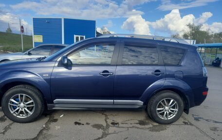 Mitsubishi Outlander III рестайлинг 3, 2008 год, 990 000 рублей, 2 фотография