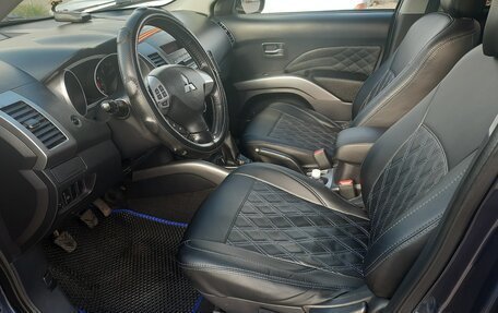 Mitsubishi Outlander III рестайлинг 3, 2008 год, 990 000 рублей, 4 фотография