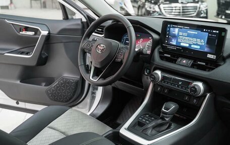 Toyota RAV4, 2025 год, 4 199 000 рублей, 11 фотография