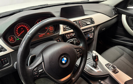 BMW 3 серия, 2018 год, 1 997 000 рублей, 6 фотография