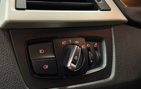 BMW 3 серия, 2018 год, 1 997 000 рублей, 14 фотография