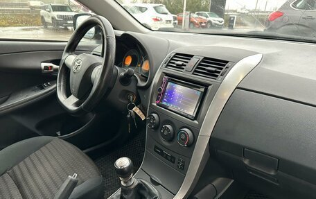 Toyota Corolla, 2011 год, 1 075 000 рублей, 9 фотография