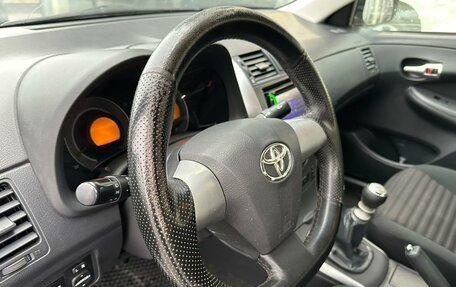 Toyota Corolla, 2011 год, 1 075 000 рублей, 15 фотография