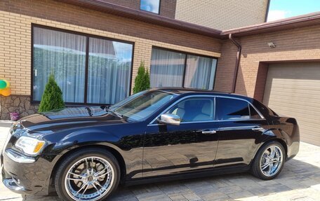 Chrysler 300C II, 2012 год, 1 450 000 рублей, 5 фотография