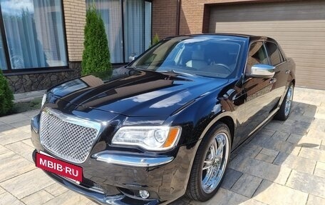 Chrysler 300C II, 2012 год, 1 450 000 рублей, 7 фотография