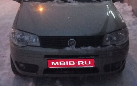 Fiat Albea I рестайлинг, 2010 год, 290 000 рублей, 2 фотография