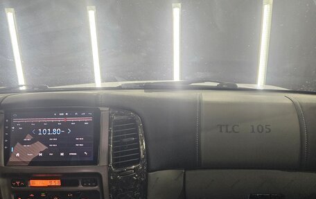 Toyota Land Cruiser 100 рестайлинг 2, 2004 год, 2 700 000 рублей, 6 фотография