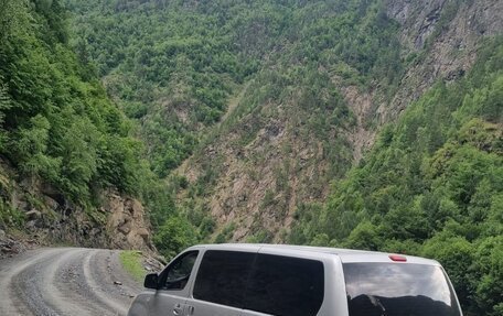 Hyundai H-1 II рестайлинг, 2008 год, 1 430 000 рублей, 2 фотография