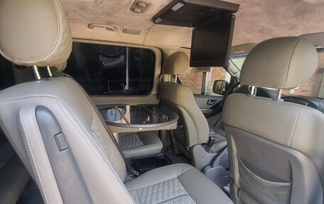 Hyundai H-1 II рестайлинг, 2008 год, 1 430 000 рублей, 3 фотография