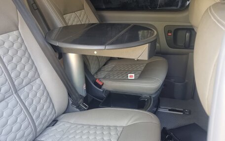 Hyundai H-1 II рестайлинг, 2008 год, 1 430 000 рублей, 4 фотография