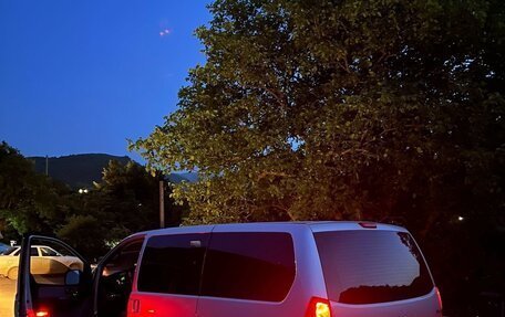 Hyundai H-1 II рестайлинг, 2008 год, 1 430 000 рублей, 9 фотография