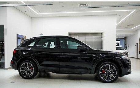 Audi Q5, 2025 год, 6 850 000 рублей, 4 фотография