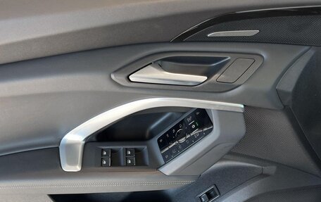 Audi Q5, 2022 год, 10 990 000 рублей, 11 фотография