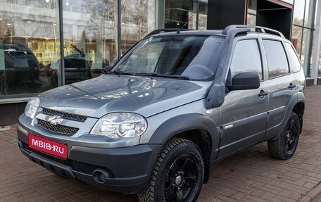 Chevrolet Niva I рестайлинг, 2015 год, 597 000 рублей, 1 фотография
