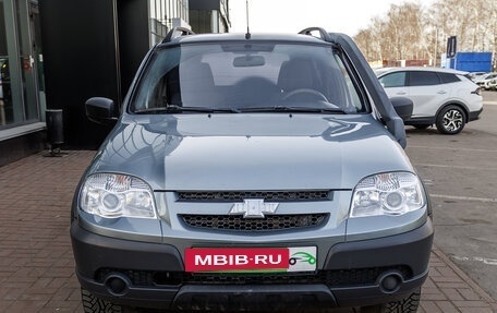 Chevrolet Niva I рестайлинг, 2015 год, 597 000 рублей, 2 фотография