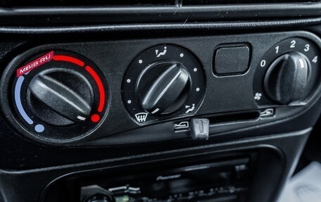 Chevrolet Niva I рестайлинг, 2015 год, 597 000 рублей, 19 фотография