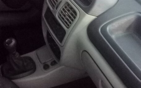 Renault Symbol I, 2002 год, 158 000 рублей, 2 фотография