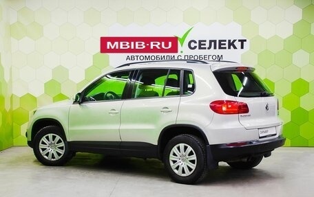 Volkswagen Tiguan I, 2011 год, 1 000 000 рублей, 6 фотография