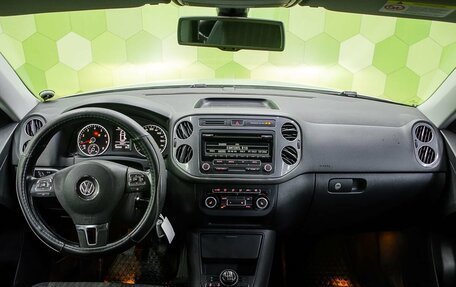 Volkswagen Tiguan I, 2011 год, 1 000 000 рублей, 13 фотография